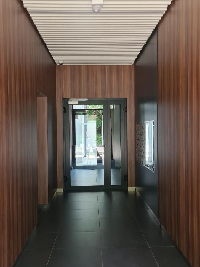 Mostowa 23 Hugo Apartment, Self Check-In 24H, Free Parking, Air-Conditioning Poznan Exterior photo